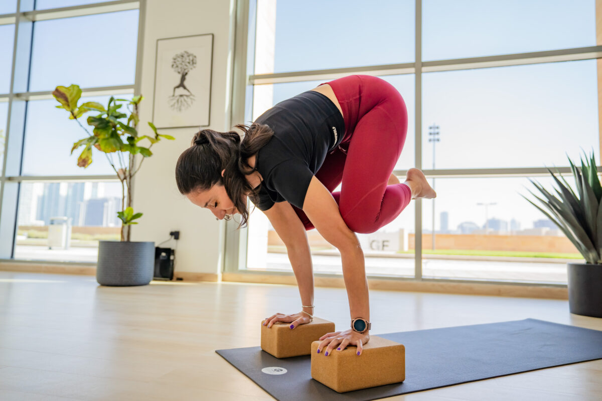 Yara CEO of serendipity in Dubai does challenging yoga pose