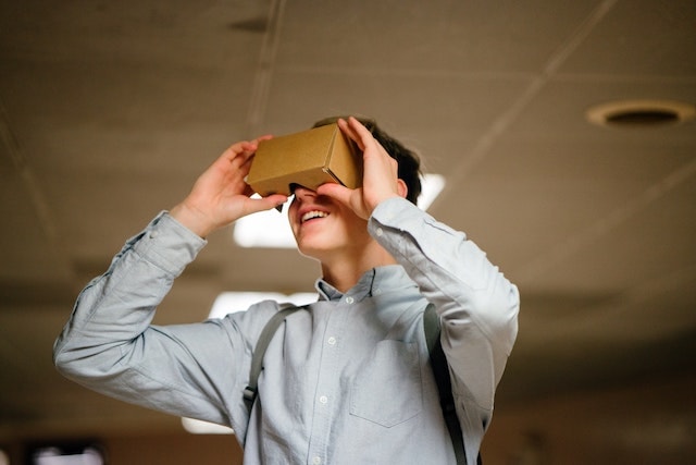 Lean Startup Boy Looking into Box