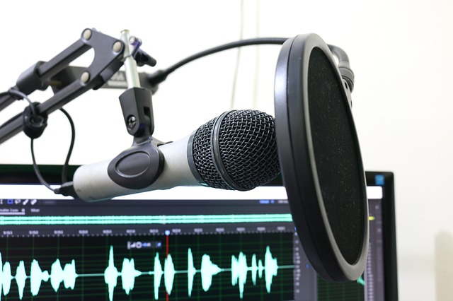 How To Increase Website Traffic Podcast Microphone