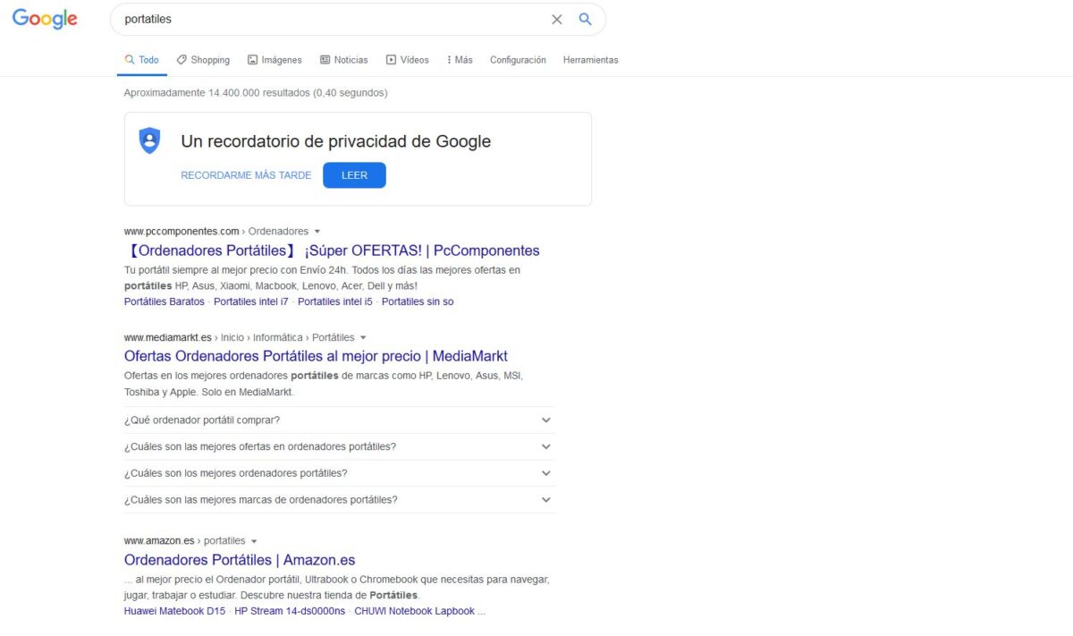 Imagen de la búsqueda en Google del término &quot;portátiles&quot; sin mostrar anuncios.