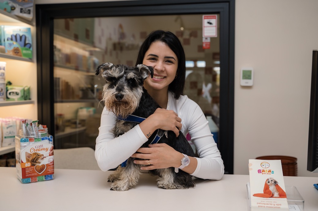 Entrevista a Yosmar, dueña de Razas Pet Shop