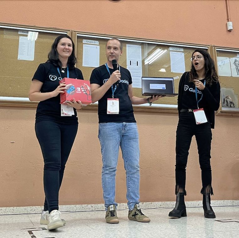 El equipo de GoDaddy en la WordCamp Sevilla 2023