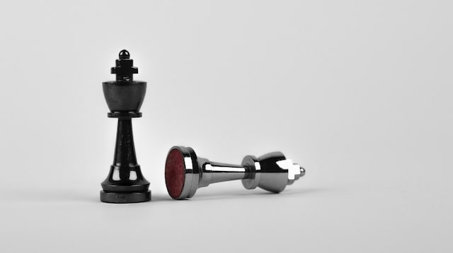 internet Marketing Chess Pieces