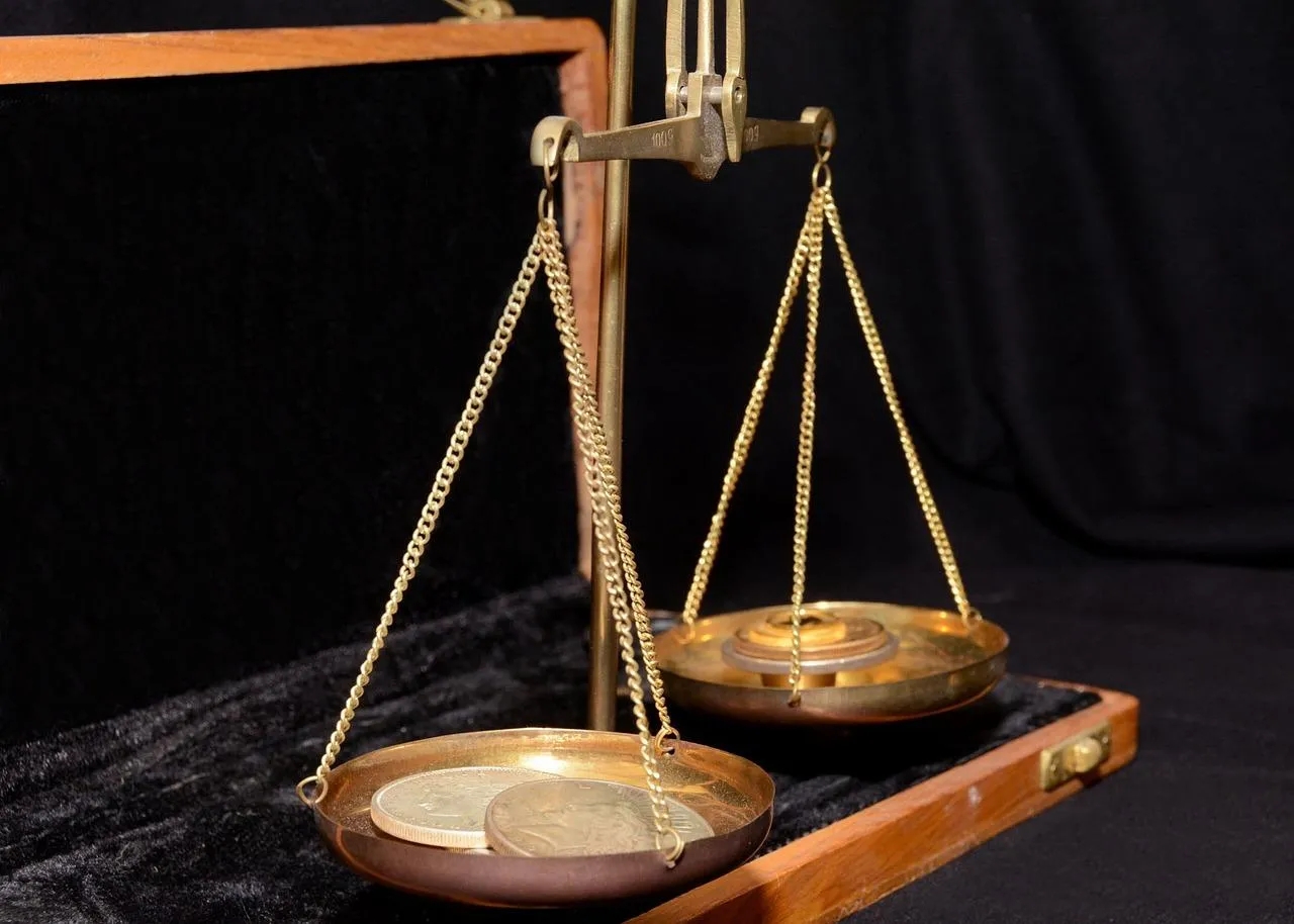 A Vintage Scale Represents Balancing Pros and Cons