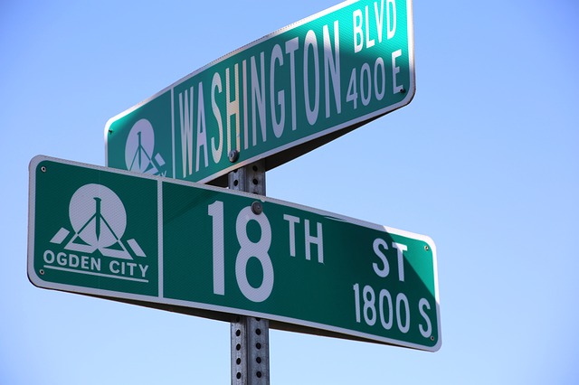 How To Look Up Your Domain IP Address Street Signs